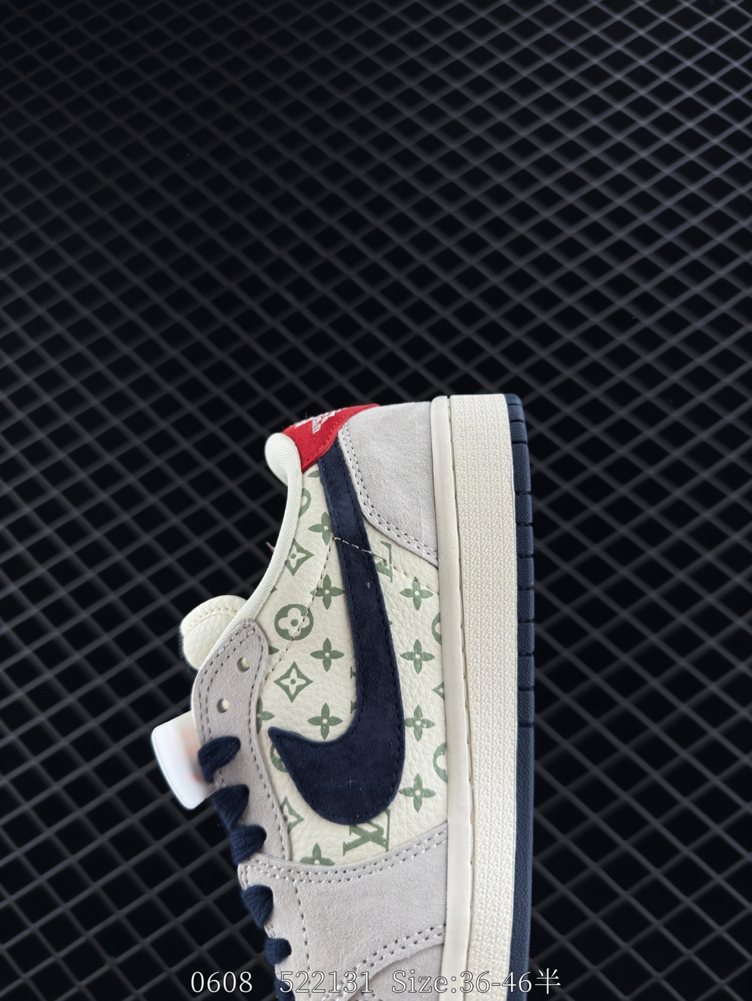 Travis Scott x Air Jordan 1 ” Reverse Mocha “